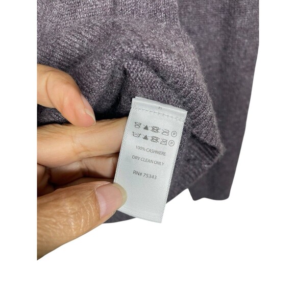 TAHARI‎  PURE LUXE 100% Cashmere Gray Crew Neck Sweater Size XS Round Neck - Picture 6 of 9